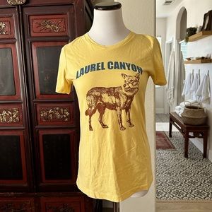 Laurel Canyon Tee Size M 🦊
